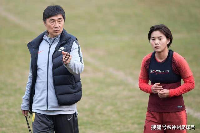 火箭主场迎老鹰，范弗利特有望回归，亚当斯缺阵